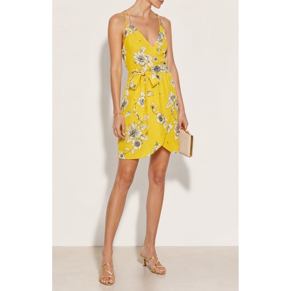 Alice + Olivia Dresses & Skirts - Alice + Olivia Yellow Floral Wrap Mini Dress Strappy V-Neck Size 8 Cocktail